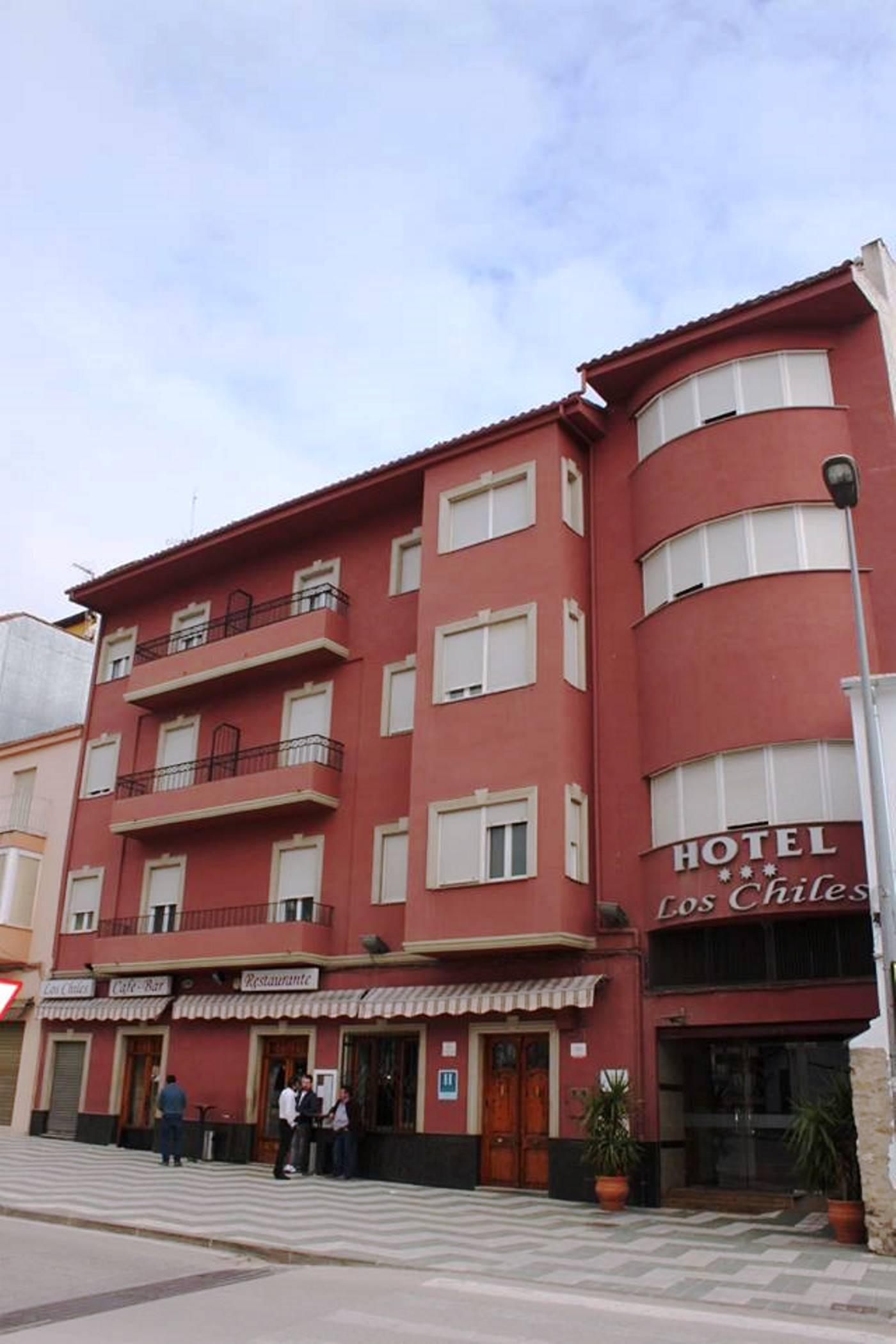 Hotel Los Chiles Villanueva Del Arzobispo Eksteriør billede