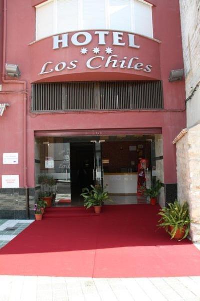 Hotel Los Chiles Villanueva Del Arzobispo Eksteriør billede