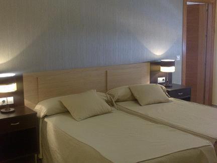 Hotel Los Chiles Villanueva Del Arzobispo Værelse billede
