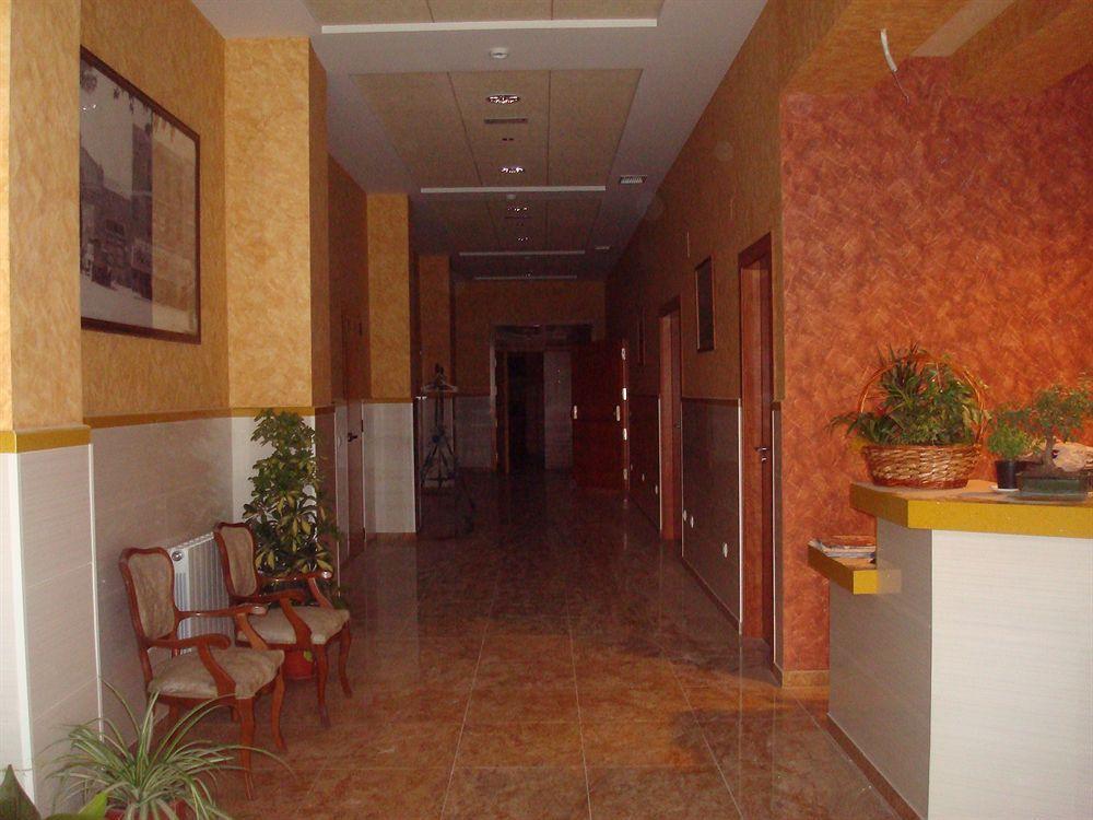 Hotel Los Chiles Villanueva Del Arzobispo Eksteriør billede